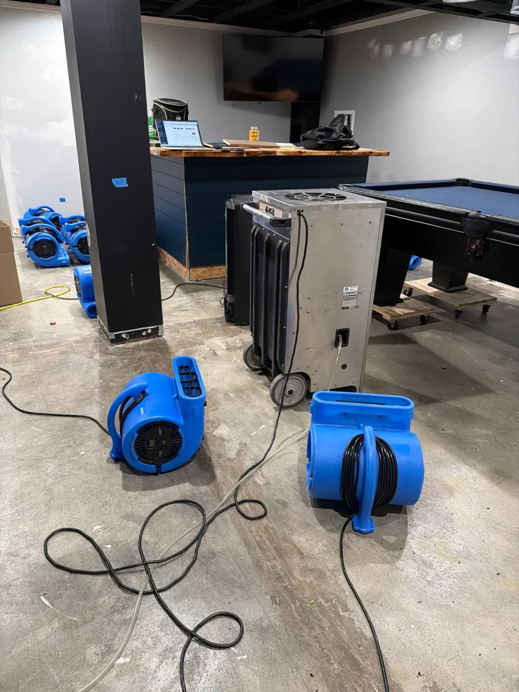 Commercial water mitigation in Viking Meadows, Indiana
