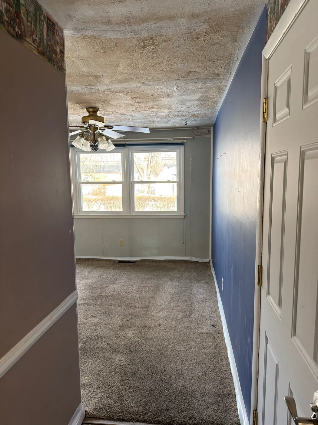 Certified restoration crew at work on Viking Meadows residence